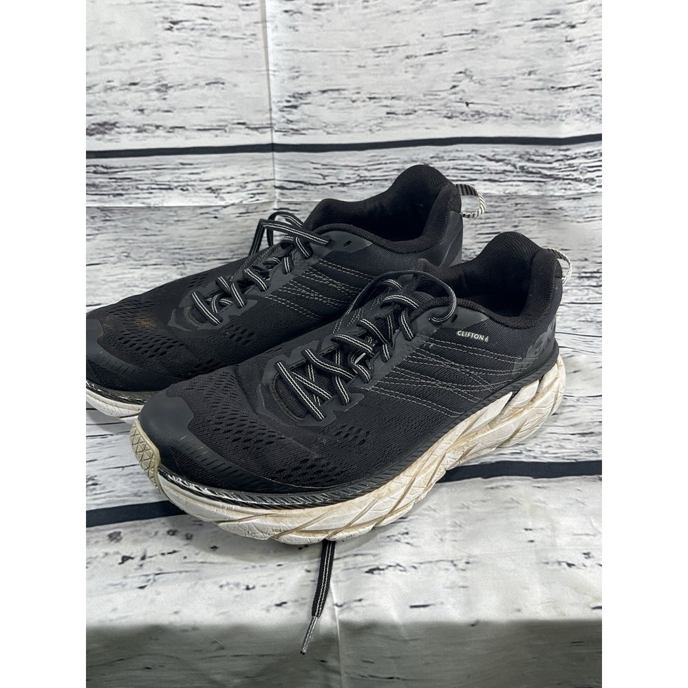 Size 9 - Hoka One One Clifton 6 Black - 1102873-BWHT Used Fair Condition